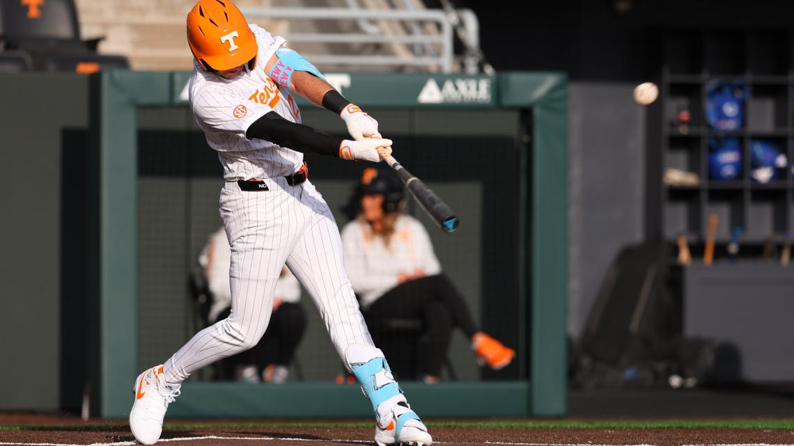 Tennessee baseball blasts UNC Asheville