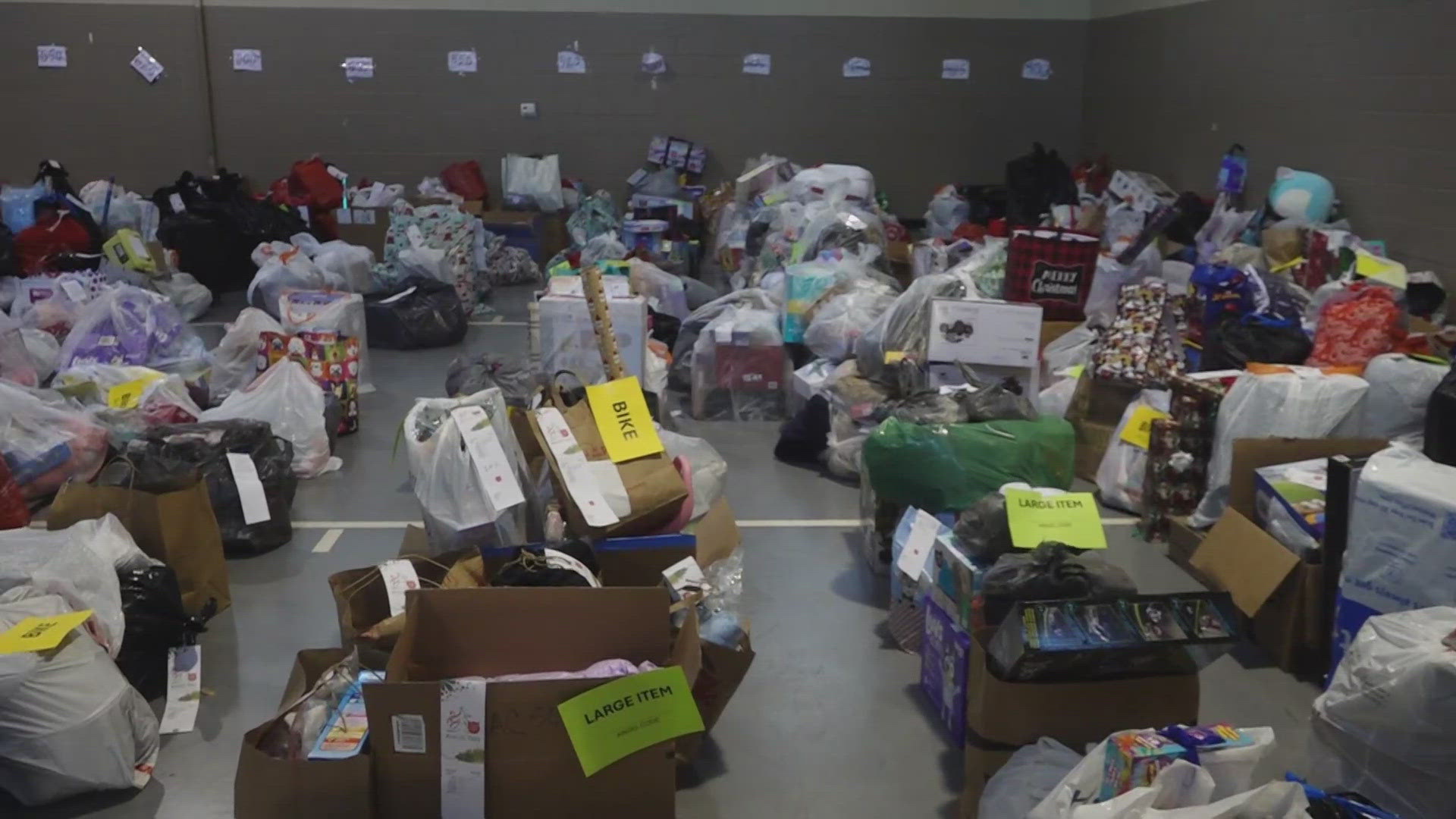 The Salvation Army's Angel Tree program is bringing holiday cheer to hundreds of East Tennessee families while calling for last-minute support.