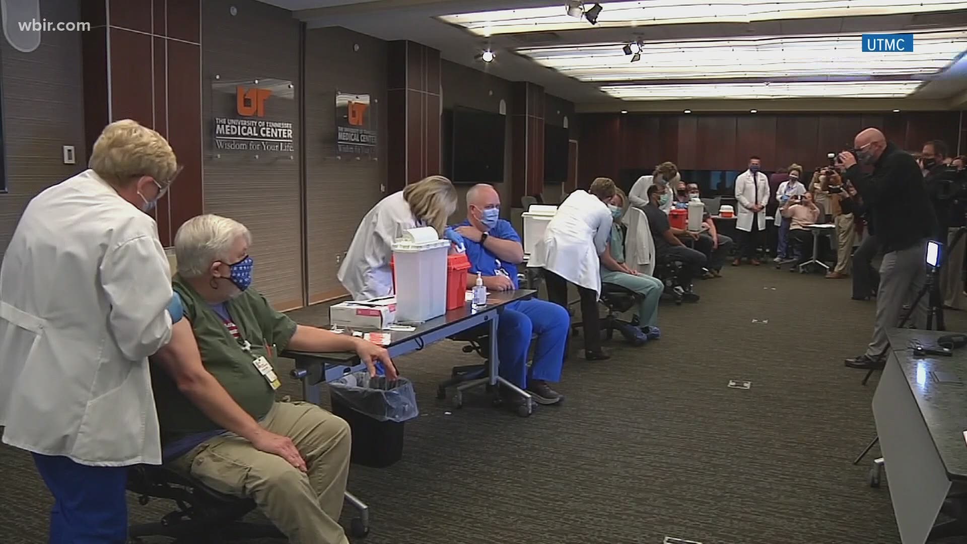 "I got mine!" || UT Medical Center healthcare workers receive historic first COVID-19 vaccine