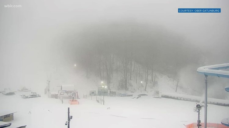 Gatlinburg slopes reopen Saturday for skiers and snowboarders