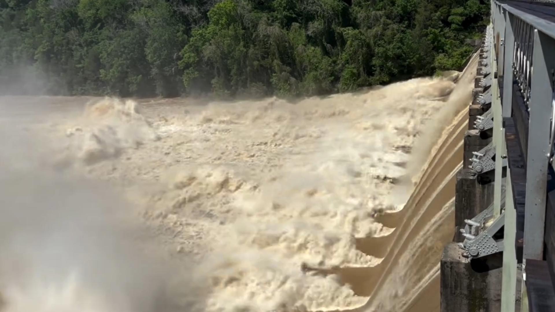 The TVA said eight of the nine dams along the Tennessee River were spilling after heavy rain fell Wednesday and Thursday. (Video: TVA)