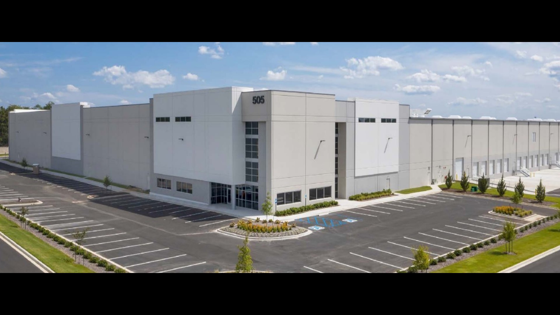 Amazon center planned in Alcoa?