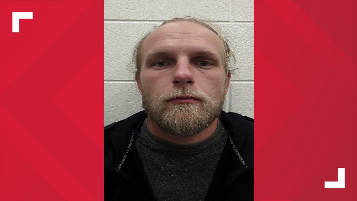 Driver faces charges for loose ladder that fell on I-75 - Vimarsana News