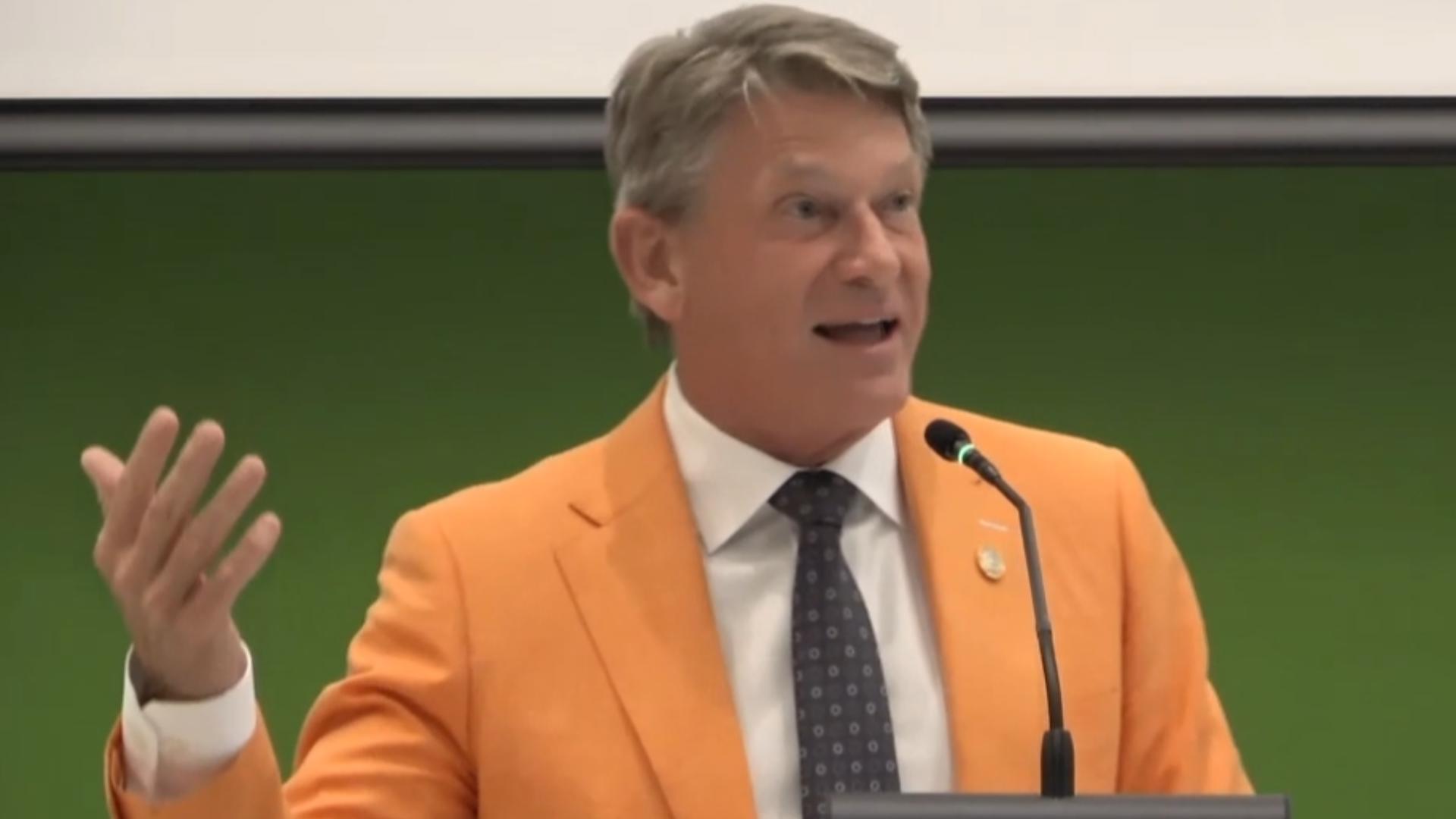 Ut Randy Boyd UT trustees vote to keep Randy Boyd as system president into 2030 ...