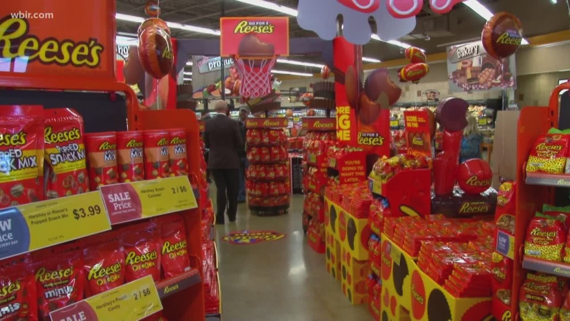 World's Greatest Reese's Display' is at Knoxville's Food City right now