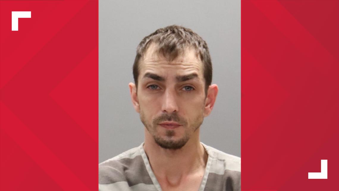Knox County man charged with child abuse, violating sex offender ...