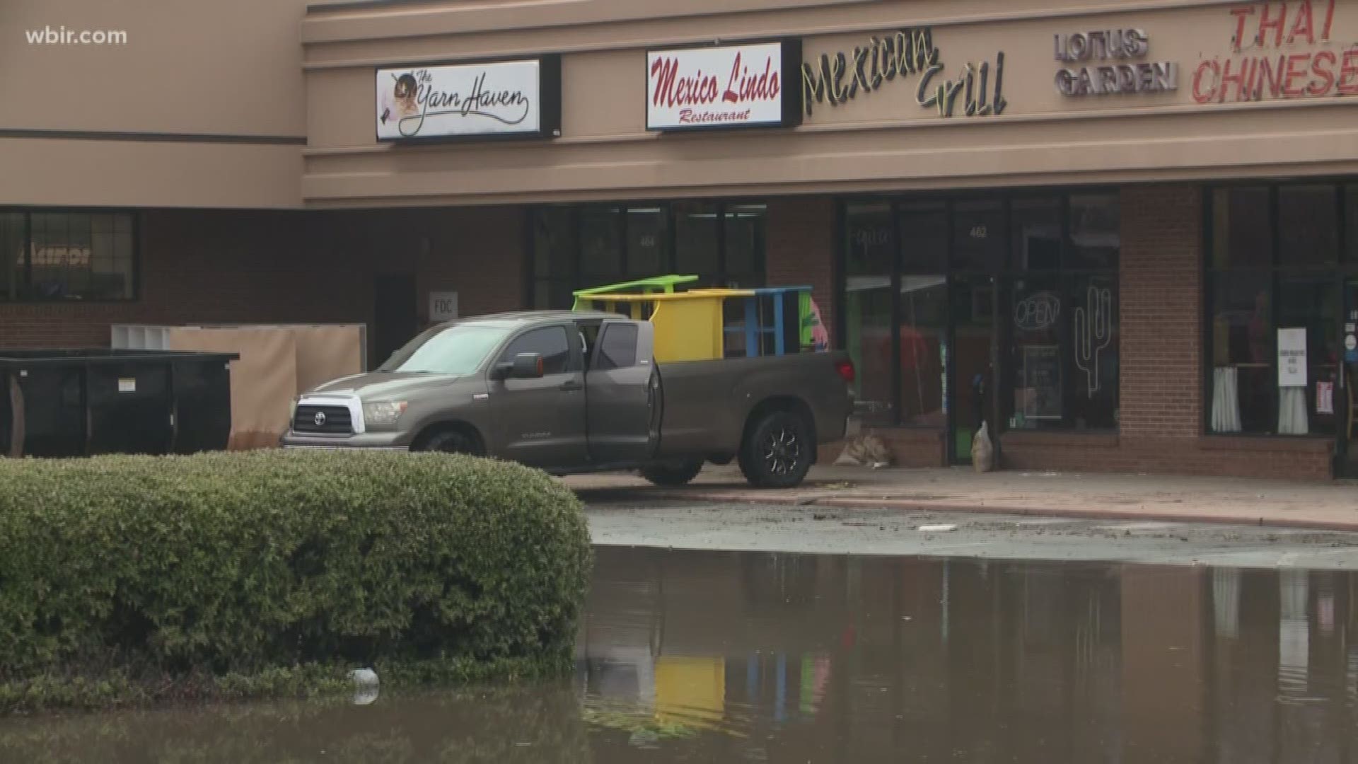 Cedar Bluff Shopping Center still flooded