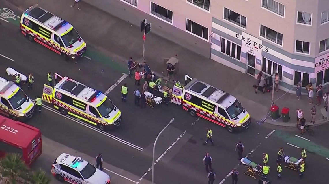 Shooting in Sydney, Australia, leaves at least 15 dead, 40 injured ...