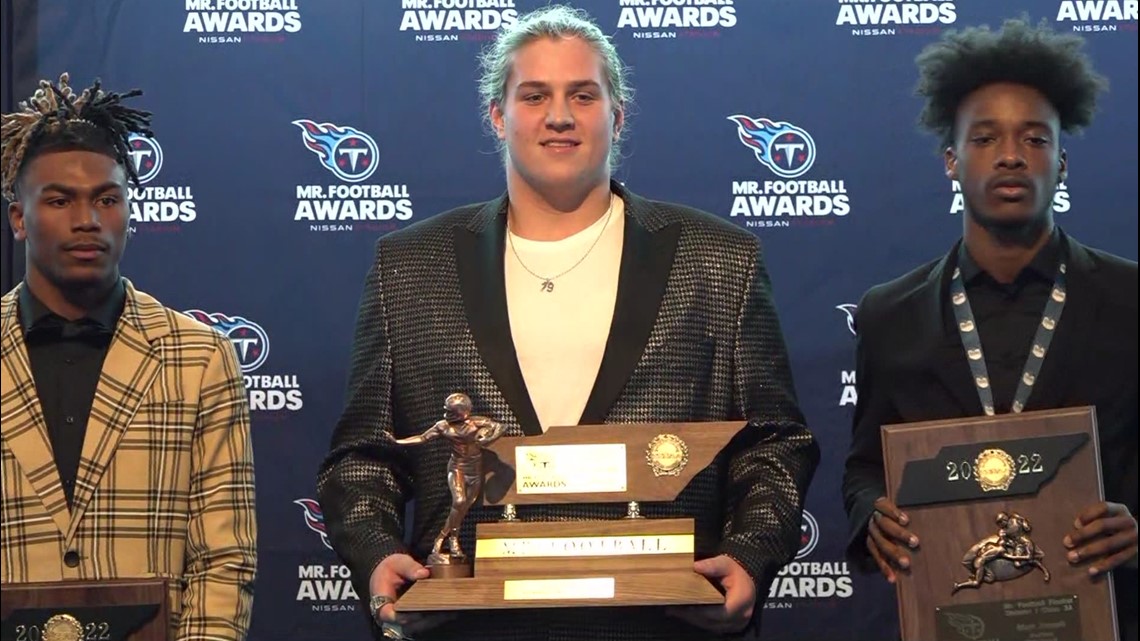 Tennessee Titans Mr. Football winner for 2022 season