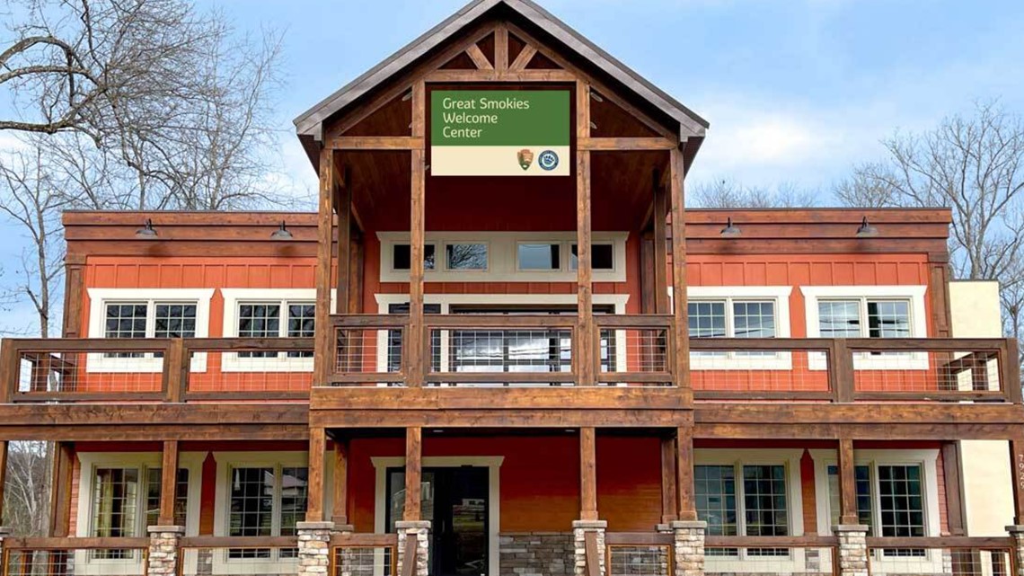 Where is the GSMNP visitor center in Townsend? | wbir.com