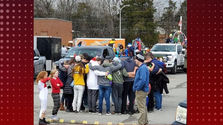 Gladeville Tn Christmas Parade 2022 Mount Juliet Gathers To Remember Child Killed In A Trailer Accident After Christmas  Parade | Wbir.com