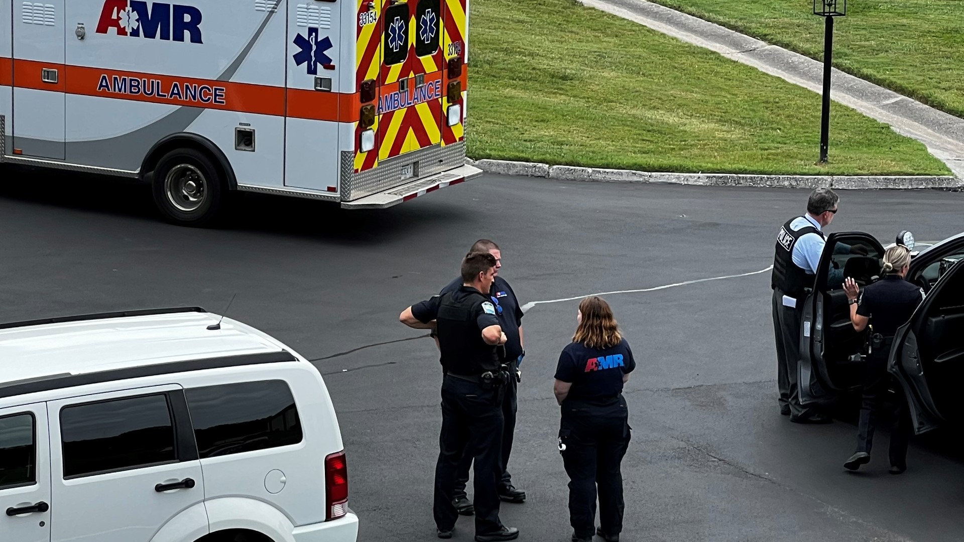 Man taken into custody following disturbance at West Knoxville ...