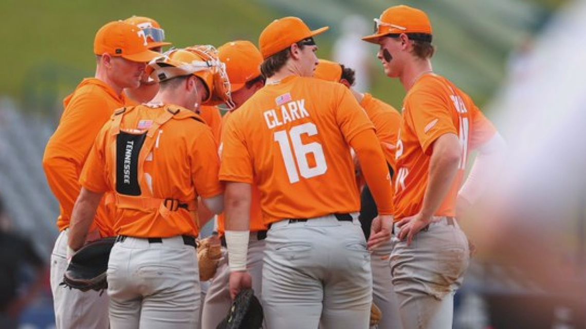 Tennessee was eliminated in the SEC tournament, falling to Arkansas 8-4.