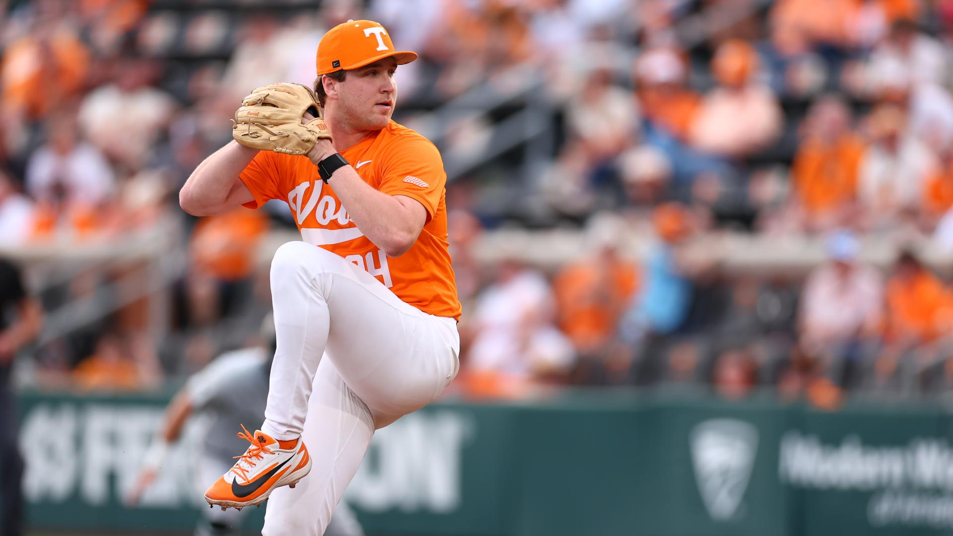 Tennessee baseball tops Wright State 5-4 with home runs from Ford ...