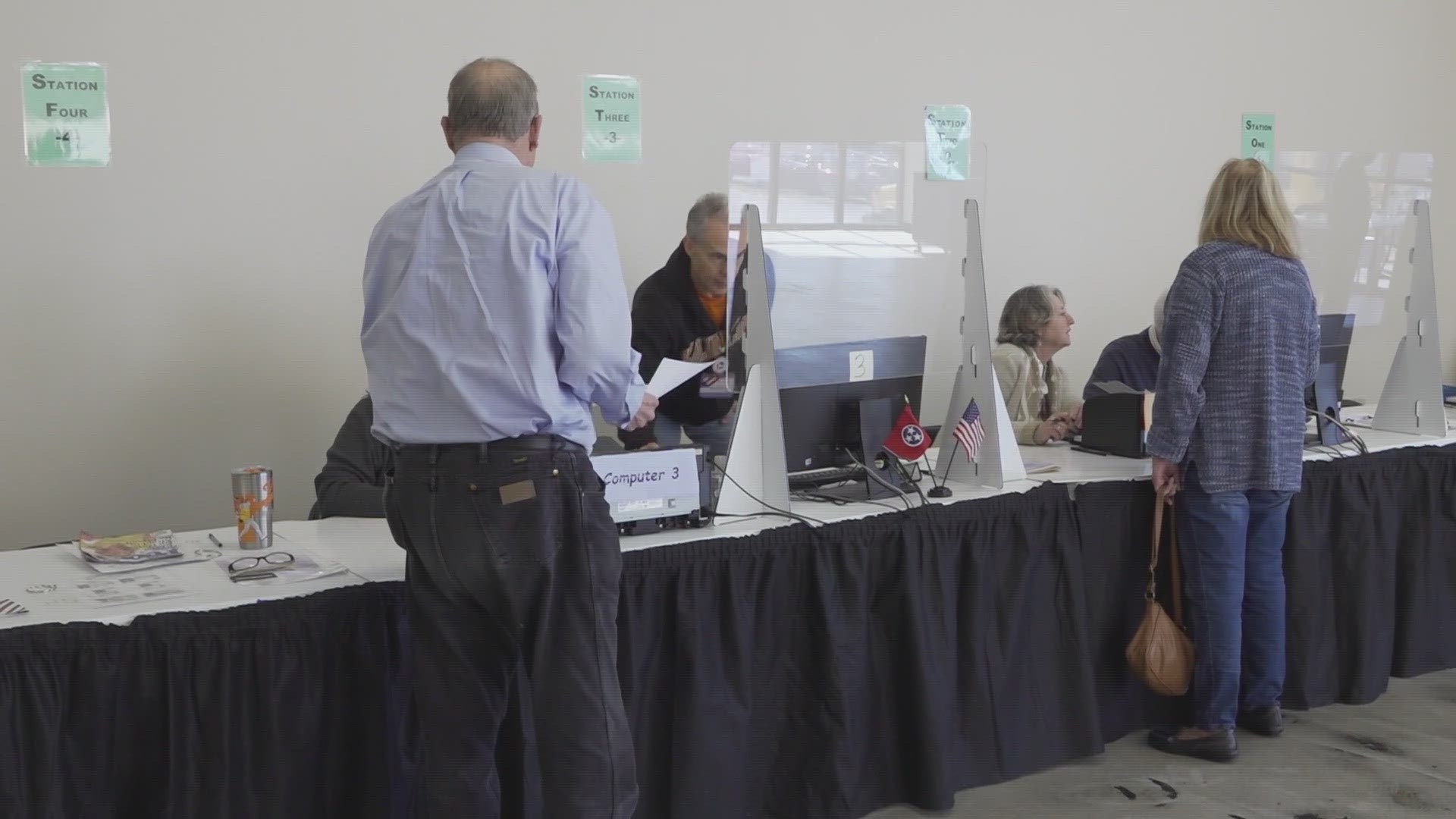 Early voting is underway in the Knoxville General Election.