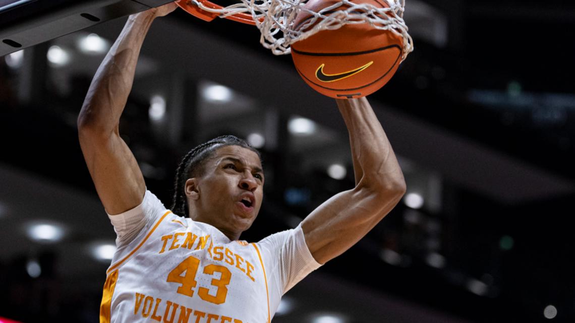 Tennessee men's basketball players out with injuries | wbir.com