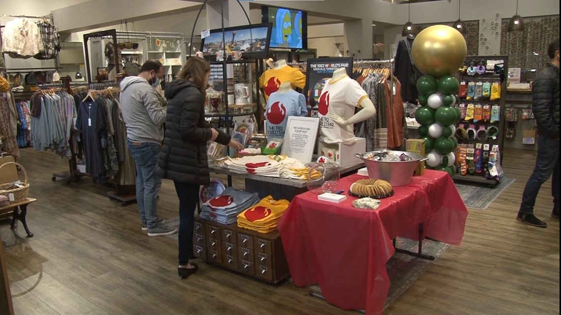World's Fair memorabilia pop-up shop set up on Gay Street ahead of 40th anniversary of 1982 World's Fair - Vimarsana News