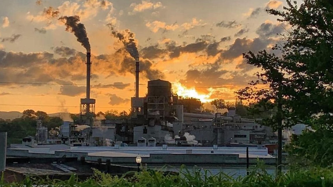 Paper mill near North CarolinaTennessee boarder closes