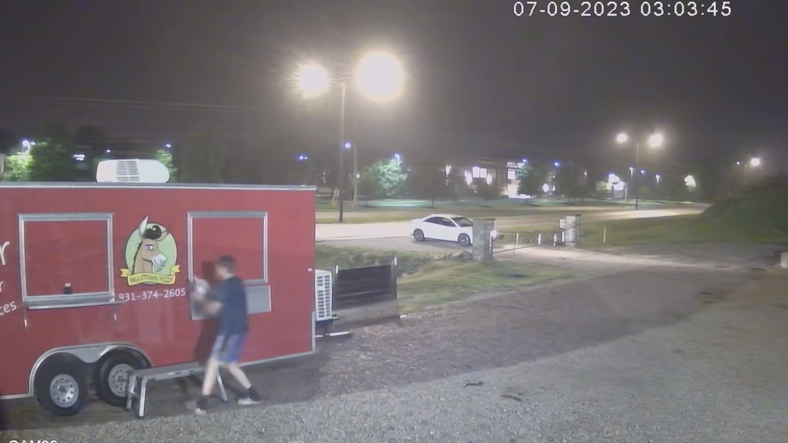 Man, teen arrested after allegedly posting KKK flyers around Columbia, police say - Vimarsana News