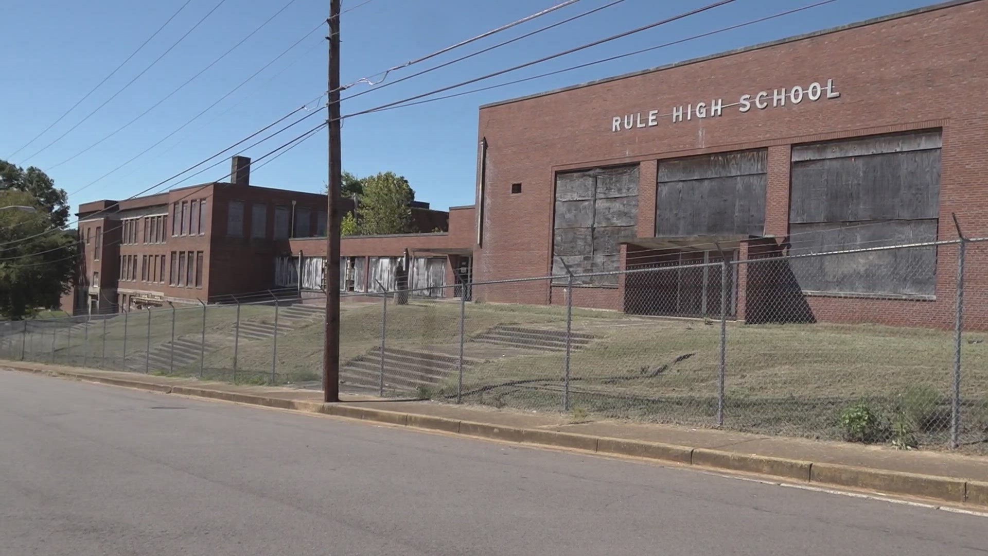 Crews are tearing down a school building that holds around 60 years of memories in Knoxville.