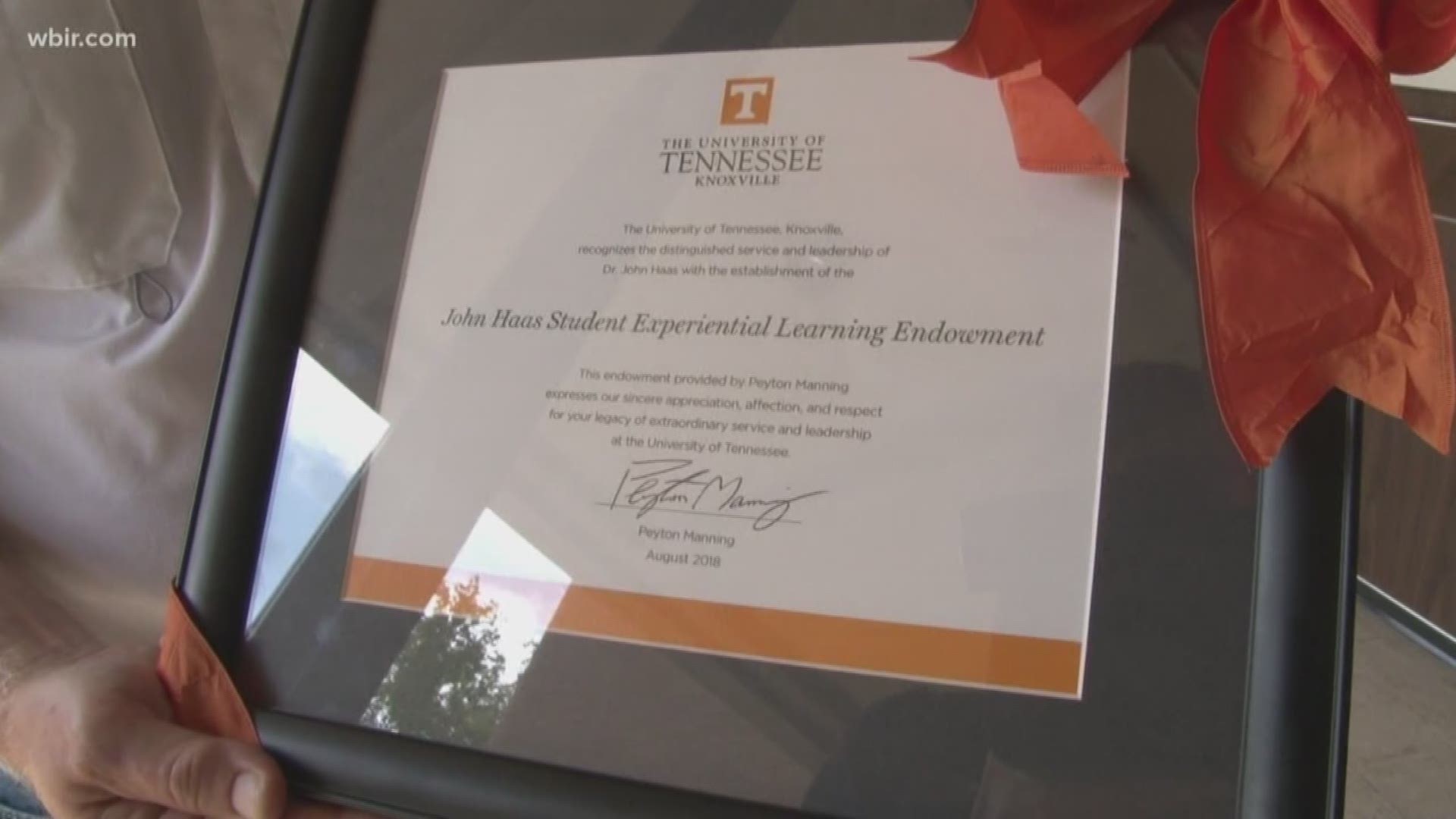 NFL: Peyton Manning is now a professor at Tennessee, his alma mater