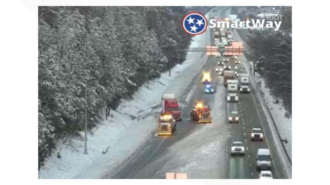 TDOT: Lanes back open after semi-truck crash blocks I-40 West at the I-75 split in Loudon Co. - Vimarsana News