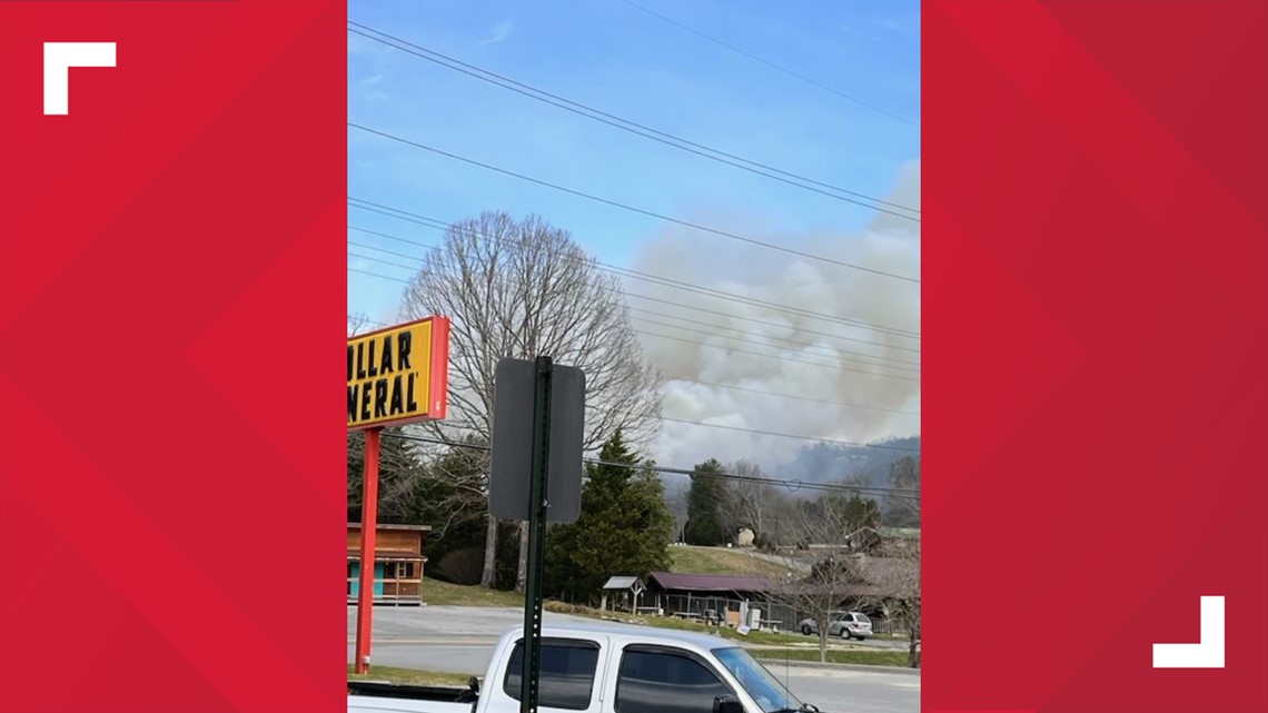Brush fire reported in Wears Valley area, evacuations ordered - Vimarsana News