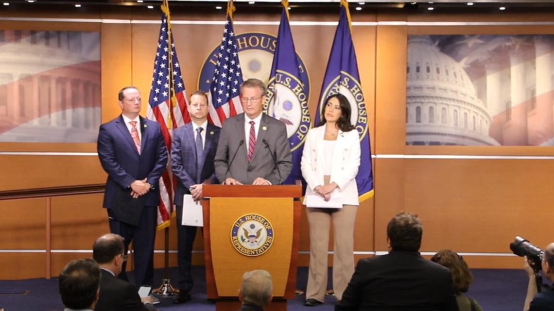 Congressional oversight committee to take up UFOs at hearing | wbir.com