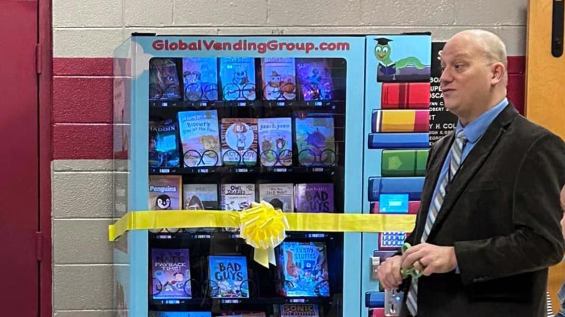 Morristown elementary school unveils new book vending machine - Vimarsana News