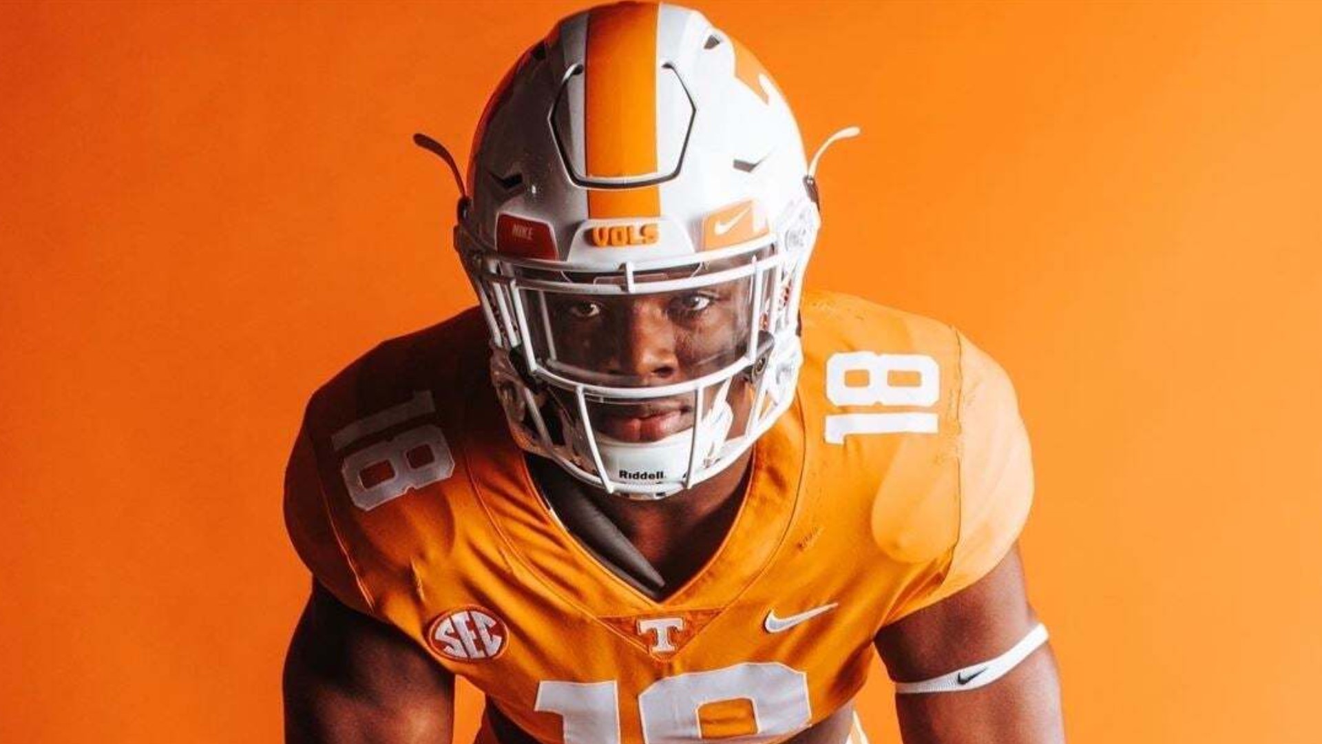 tennessee-football-adds-three-star-defensive-end-tyree-weathersby-wbir