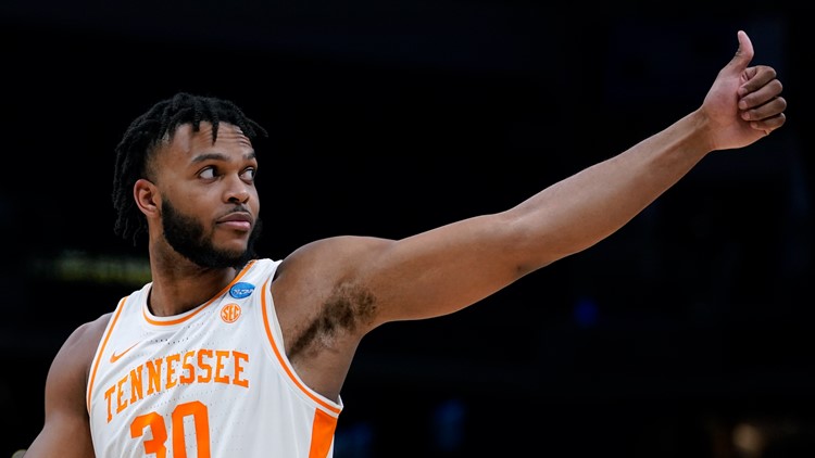 Tennessee guard/forward Josiah-Jordan James announces he is returning for one more year