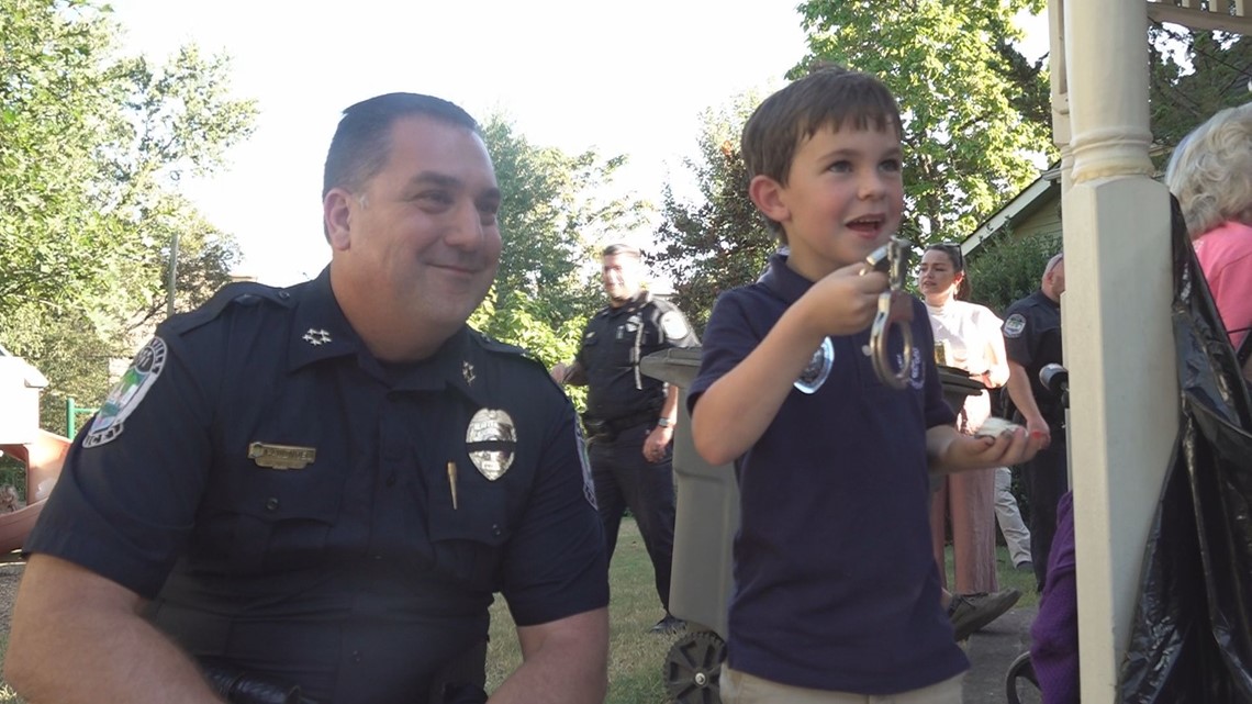 'It's really about us getting to know the community' | KPD Chief and police officers meet with community members during National Night Out - Vimarsana News