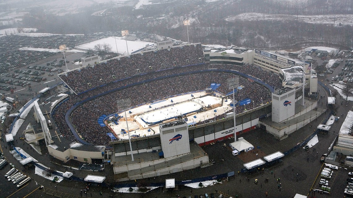 2014 Coors Light Nhl Stadium Series - by Bruce Bennett