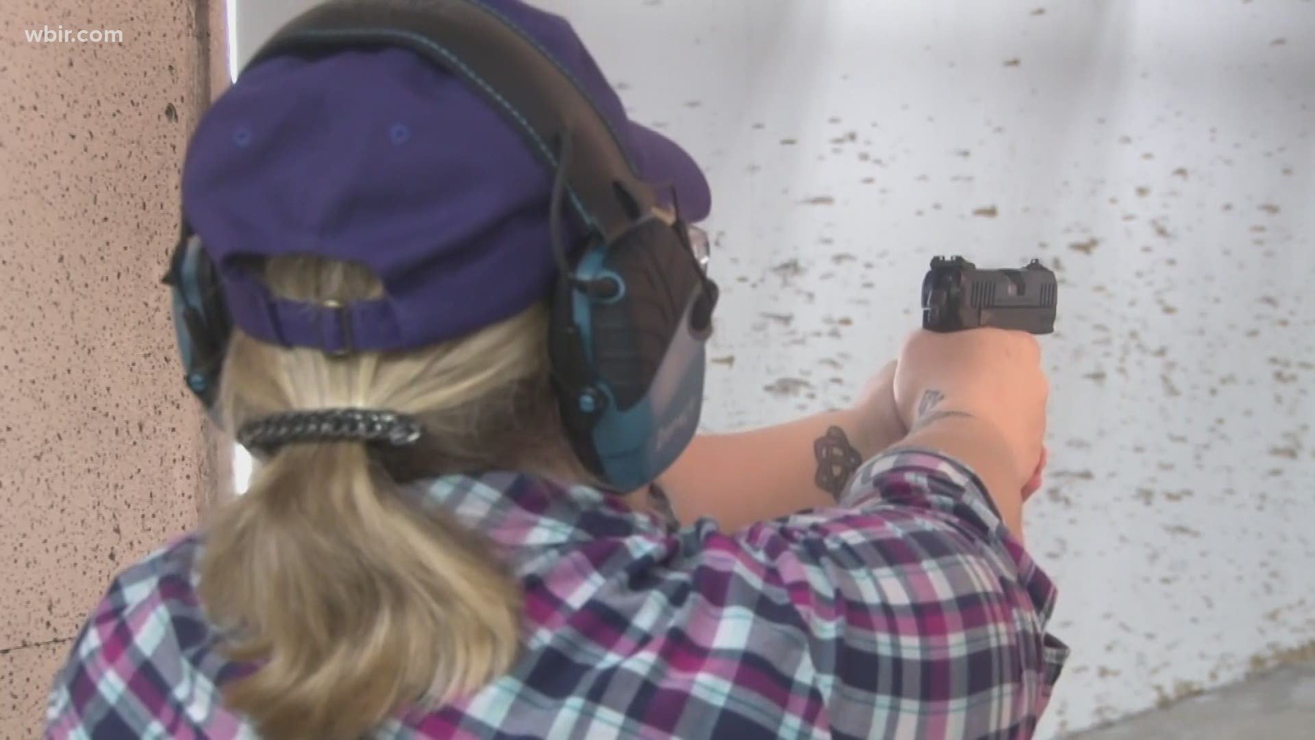 10News reporter Shannon Smith shows us how a similar carry law is impacting Kentucky.