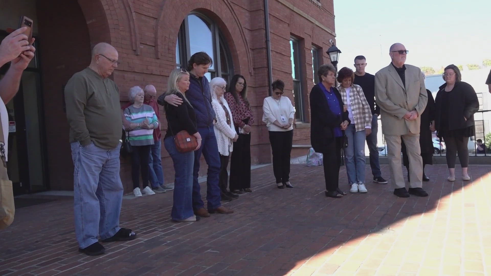 Mayor Larry Waters declared it s day of mourning for Frank Parton. He was 88.