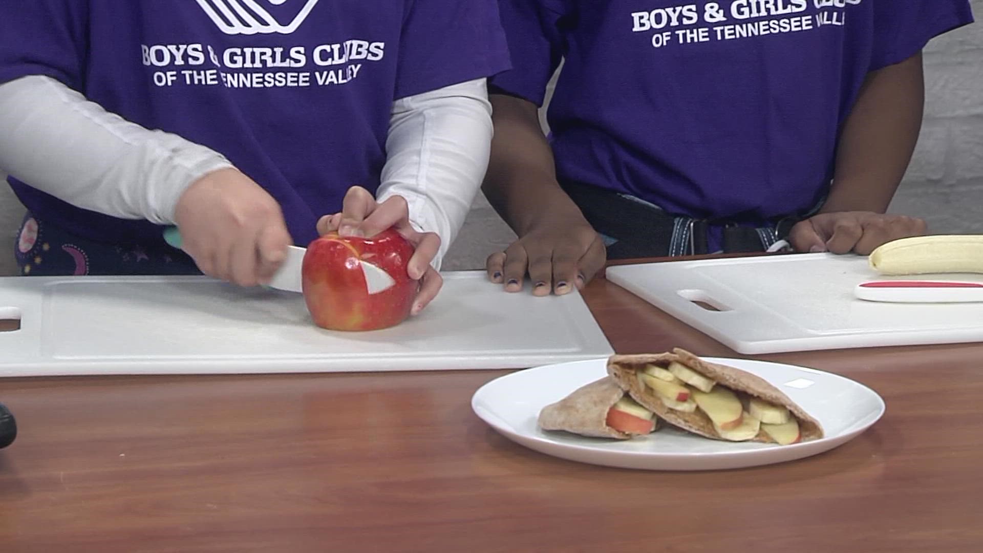 The program, GoodEaTN, also teaches children kitchen safety skills.