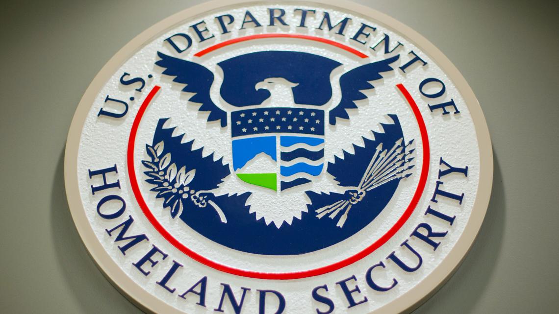 Senat TN akan memperdebatkan RUU yang dapat memberhentikan hakim yang menghalangi undang-undang imigrasi federal