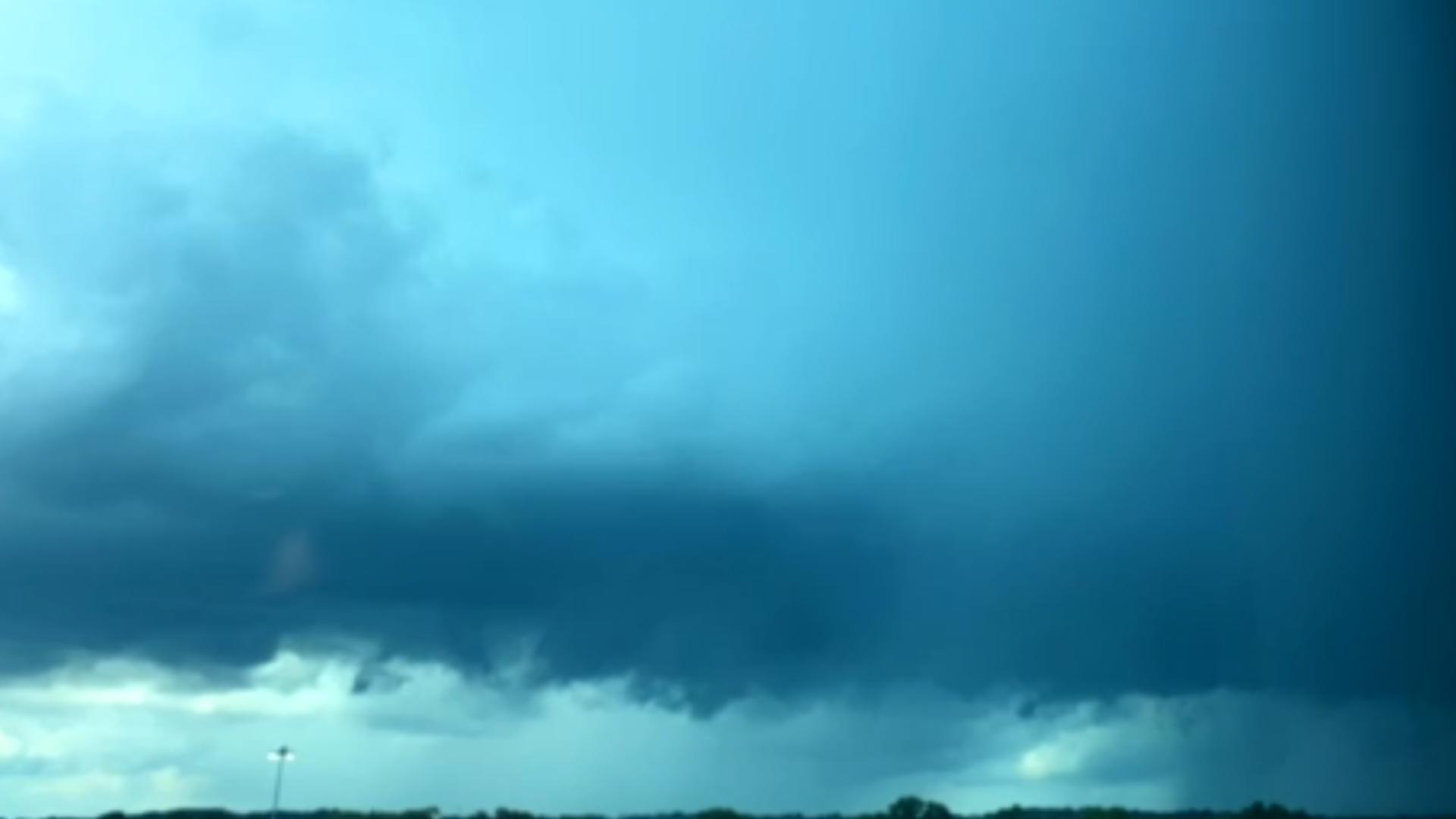 Viewer timelapse video and radar showed broad rotation in East Tennessee on Tuesday as severe storms moved through Tennessee.  (Video: Jeremy Painter)