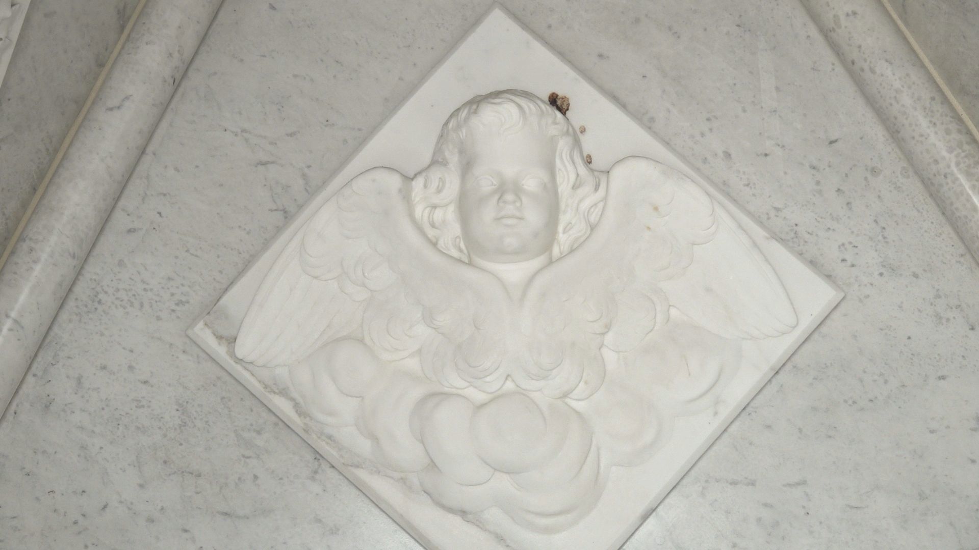 The marble of Nina Craigmiles' mausoleum is stained red, leading many to believe there is blood coming from it.