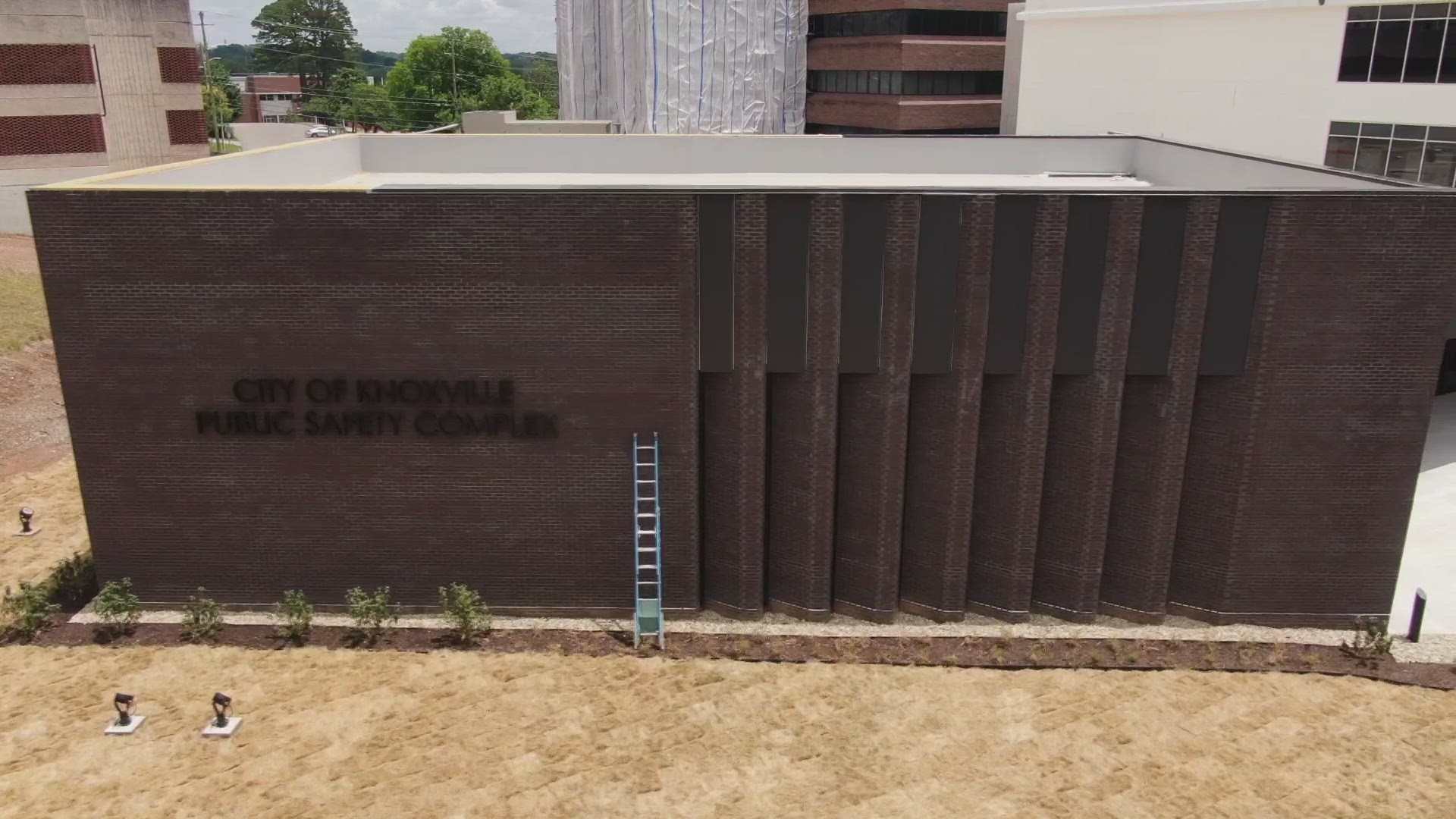 Municipal Court held its first session on Monday. KPD said the new complex is where the public can access records, teleserve and hit-and-run.