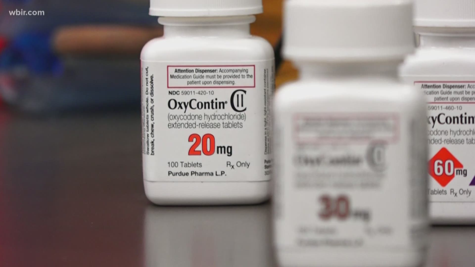 Blue Cross Blue Shield is going to stop paying for the well-known pain medication oxycontin in Tennessee.