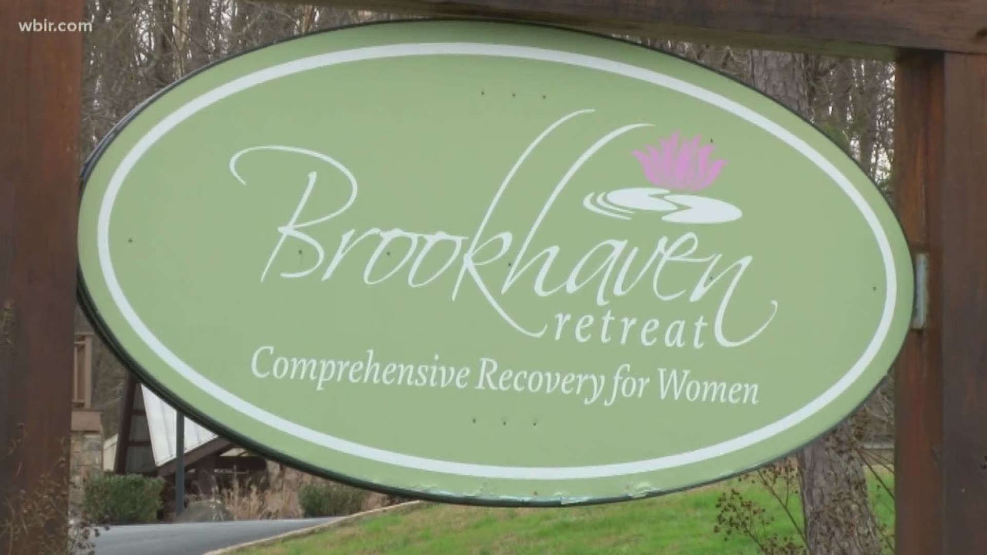 An exclusive treatment center for women in Blount County faced a barrage of legal and financial problems in the months before abruptly closing its doors.
