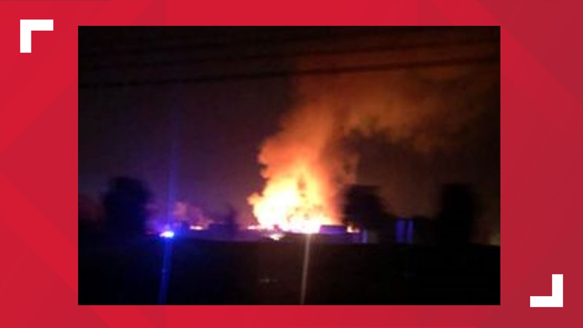 Large barn catches fire in Blount Co. off Sevierville Road - Vimarsana News