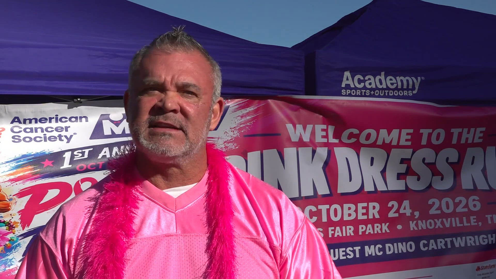 Knoxville Men Wear Pink Dresses and Run to Fight Cancer | wbir.com