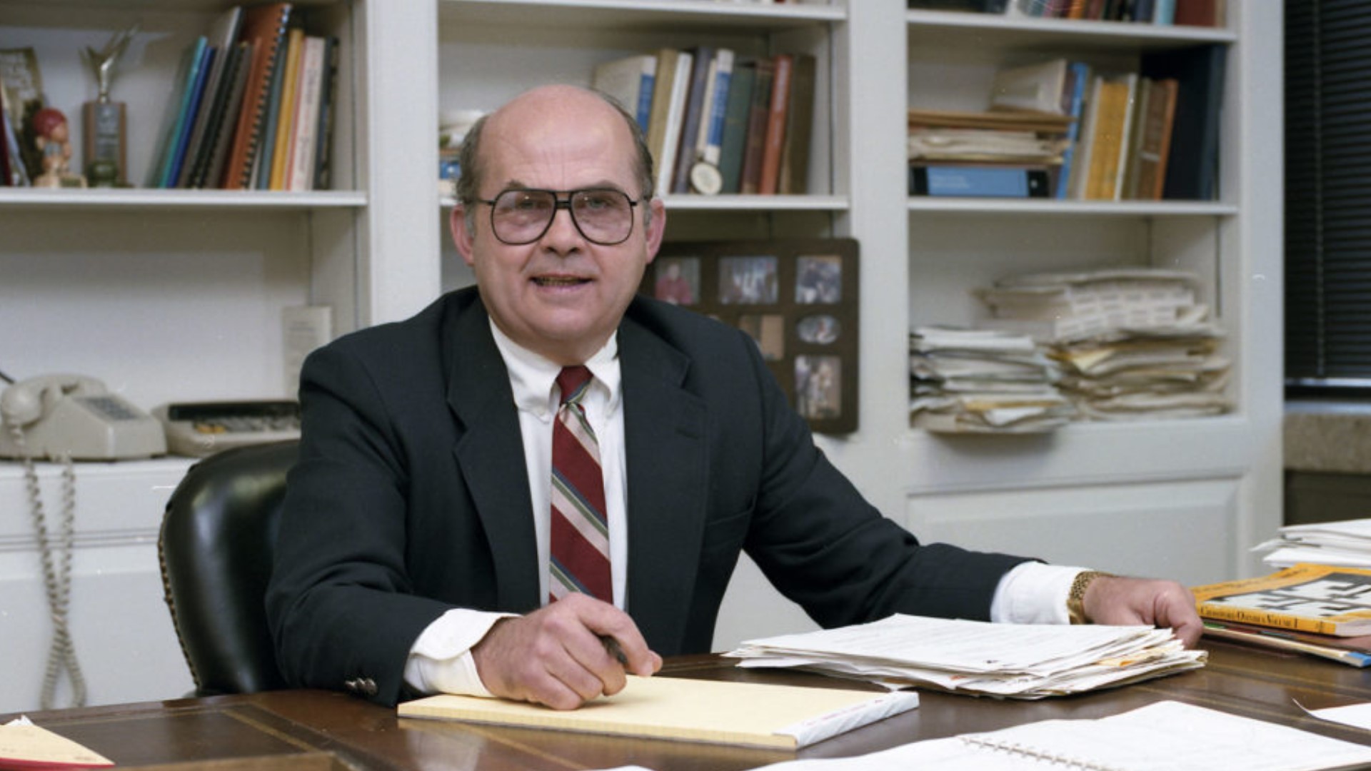 Former University of Tennessee President Joe Johnson dies