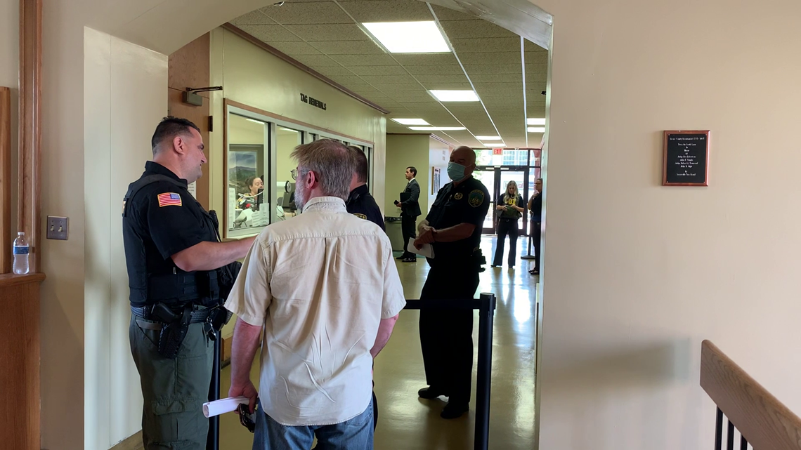 Developing Story: FBI raids Sevier County Courthouse - Vimarsana News