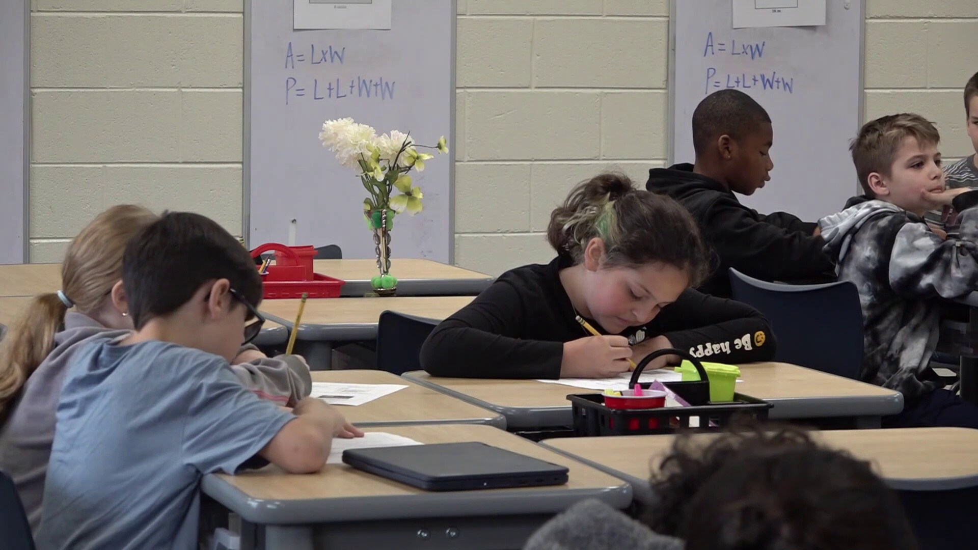 Tennessee school test scores show improvements in English language arts ...