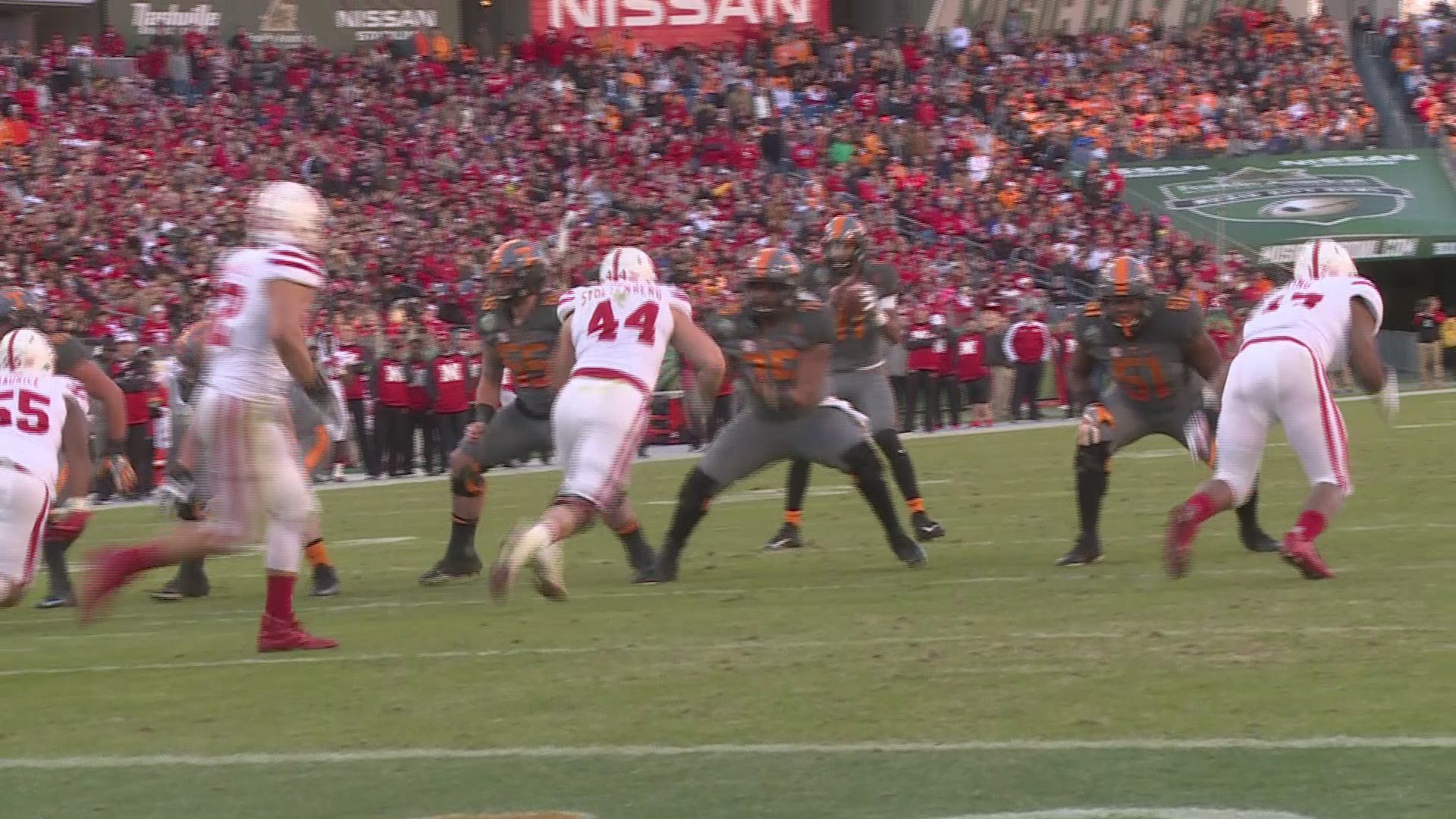 Tennessee led Nebraska 21-7 at halftime of the 2016 Music City Bowl.
