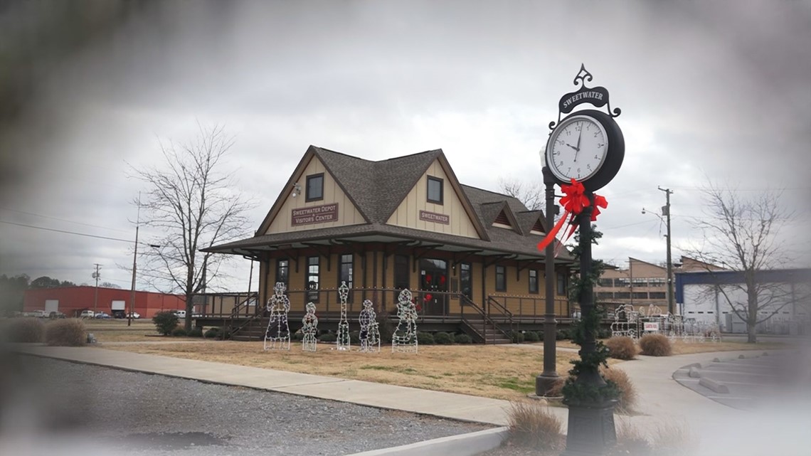 This Small Tennessee town looks like a Hallmark Christmas movie