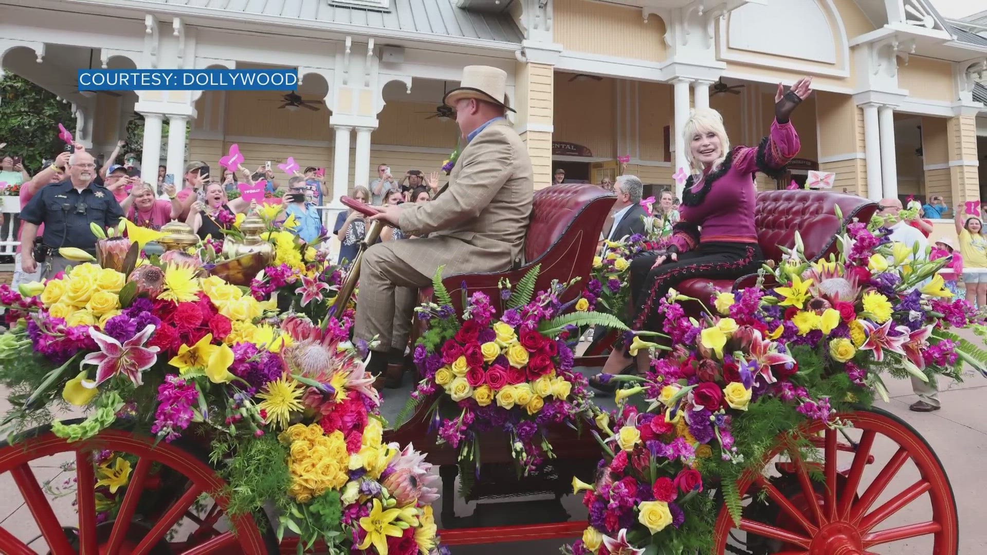 Random Acts of Flowers will receive flowers that once rode alongside Dolly Parton herself.